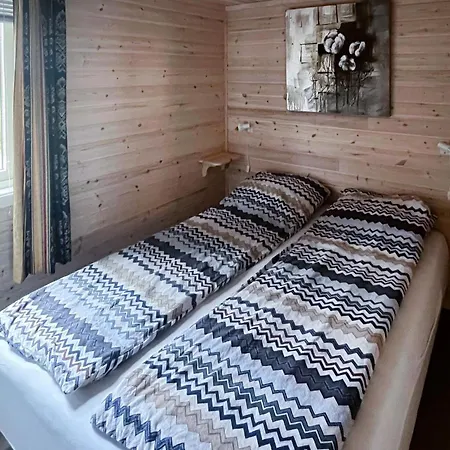 Cozy In 펜션 Treungen