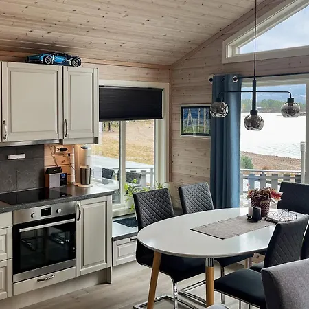 Cozy In 펜션 Treungen