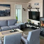 Vakantiehuis Cozy In *
